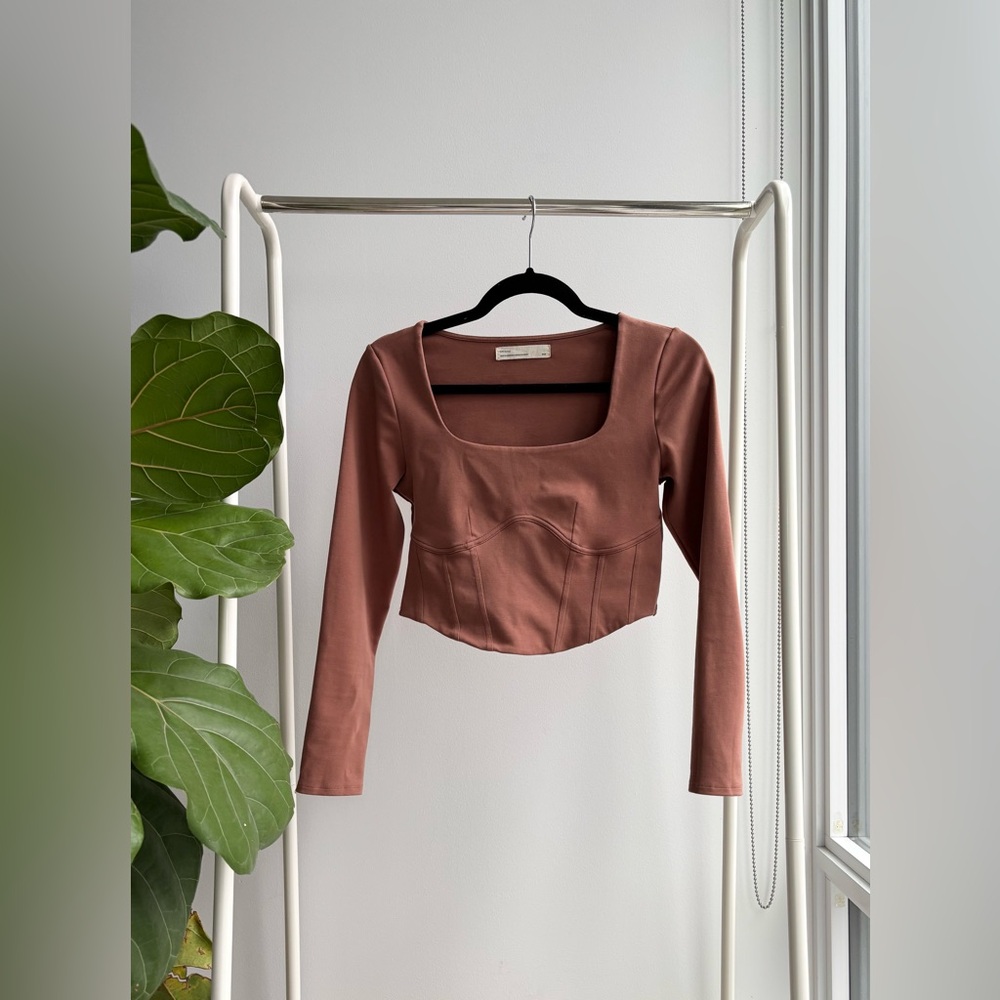 OAK + FORT | Long Sleeve Cropped Top with Corset Detail M